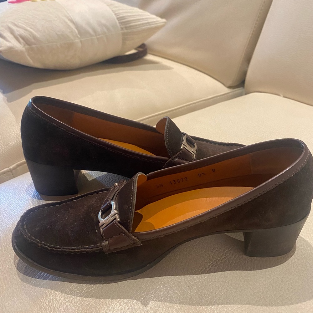Salvatore Ferragamo Womens heeled Loafers